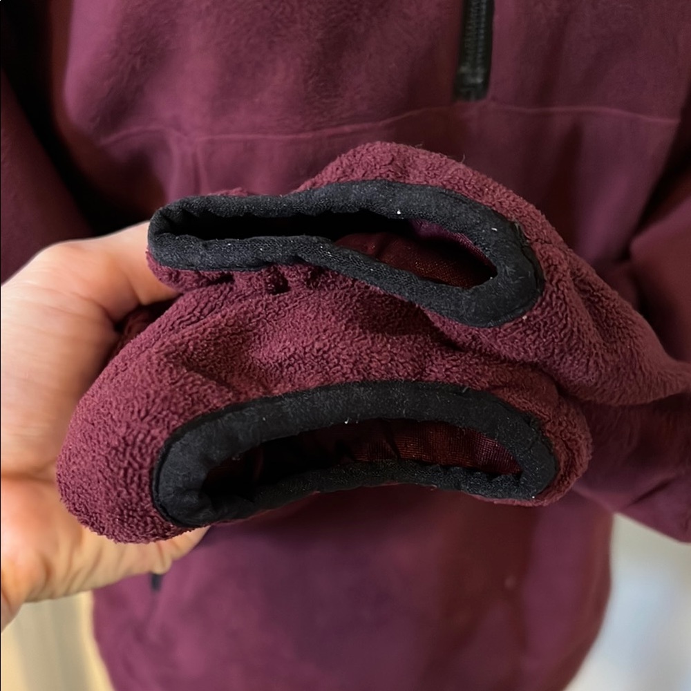 Adidas | Women’s Size Burgundy XS Fleece Pullover - Picture 5 of 9